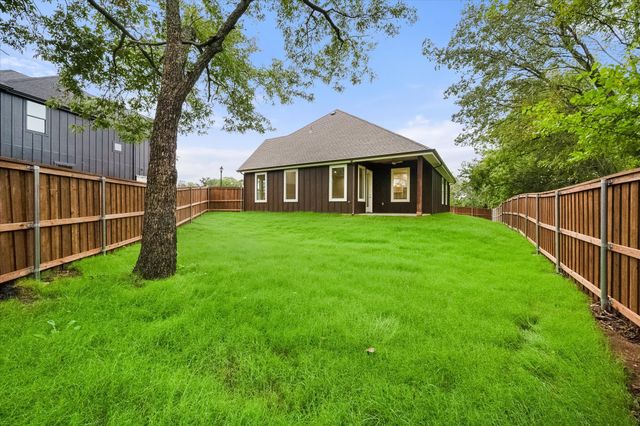 105 Iron Horse Lane, Denison, TX 75020