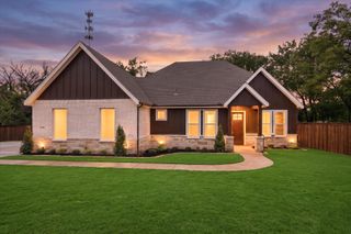 105 Iron Horse Lane, Denison, TX 75020