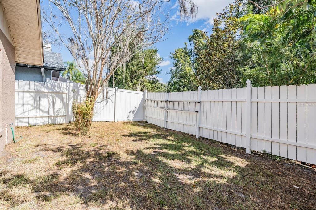 Image 19 of property listing at 8628 CHADWICK DRIVE, Tampa, FL 33635