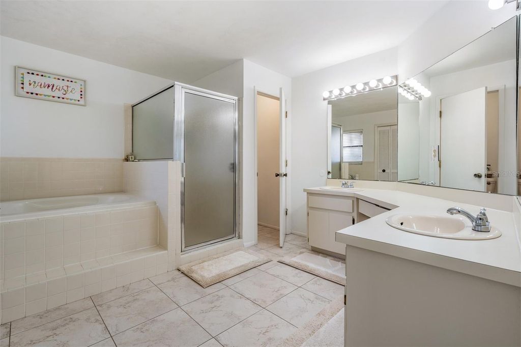 Image 9 of property listing at 8628 CHADWICK DRIVE, Tampa, FL 33635