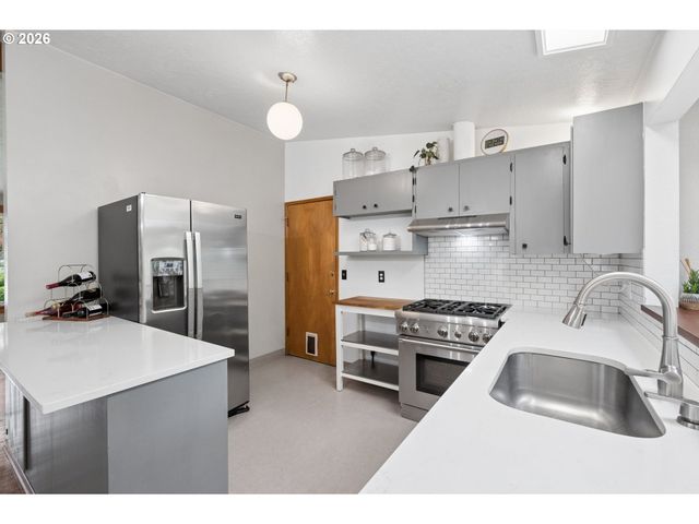6467 Se 135TH Ave, Portland, OR 97236