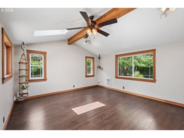 6467 Se 135TH Ave, Portland, OR 97236