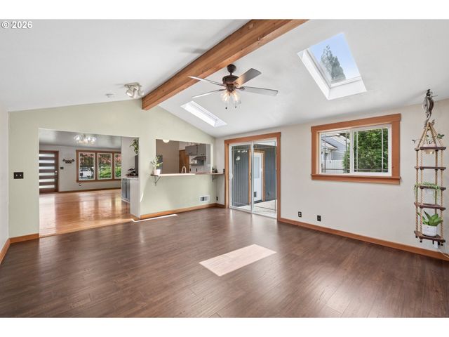 6467 Se 135TH Ave, Portland, OR 97236