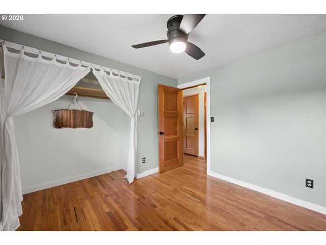 6467 Se 135TH Ave, Portland, OR 97236