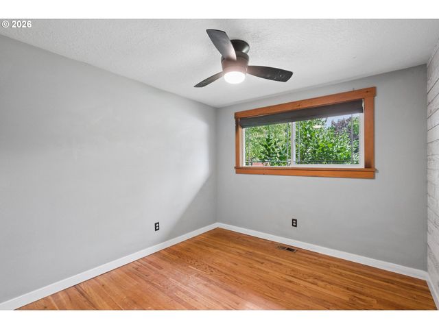 6467 Se 135TH Ave, Portland, OR 97236