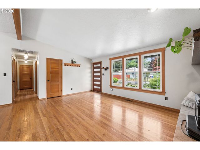 6467 Se 135TH Ave, Portland, OR 97236