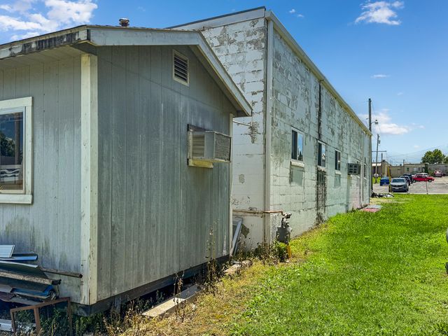 245 North Crittenden Street, Marshfield, MO 65706