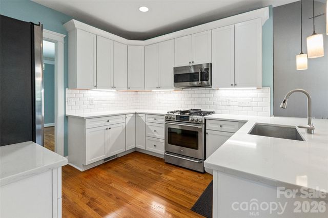 6008 Langham Court, Charlotte, NC 28269