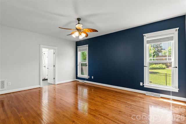 6008 Langham Court, Charlotte, NC 28269