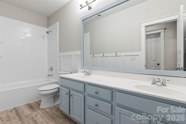6008 Langham Court, Charlotte, NC 28269
