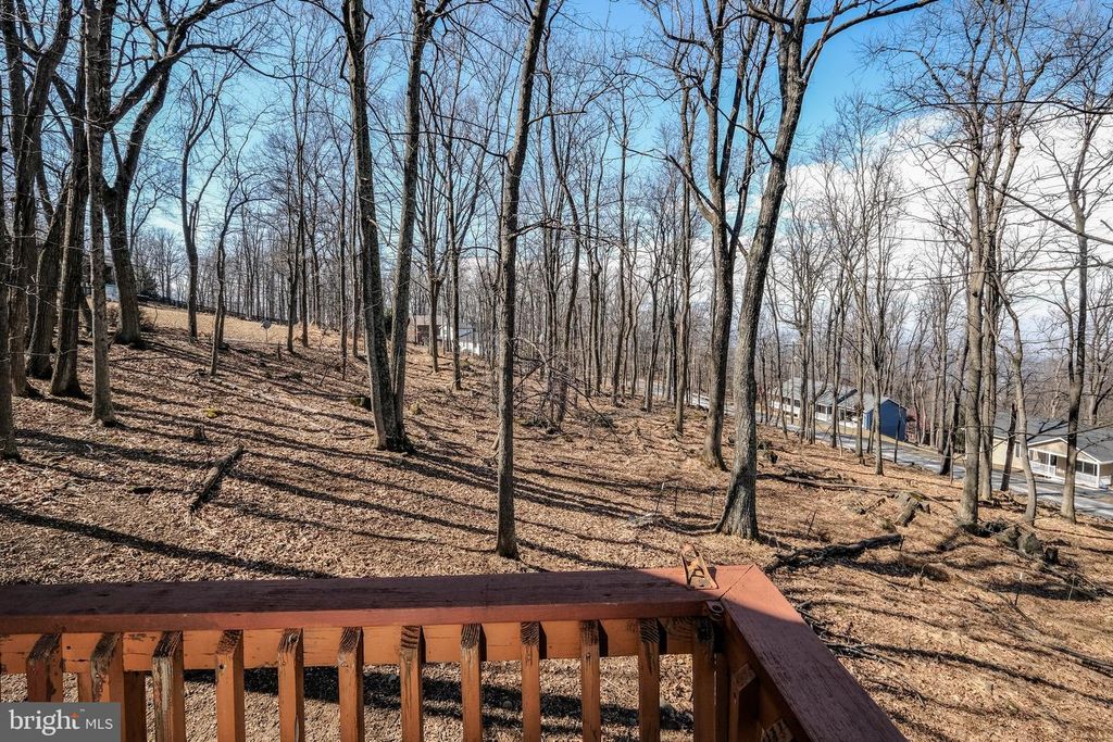 Image 17 of property listing at 59 ALPINE DR, Front Royal, VA 22630