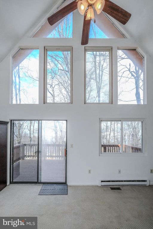 Image 18 of property listing at 59 ALPINE DR, Front Royal, VA 22630