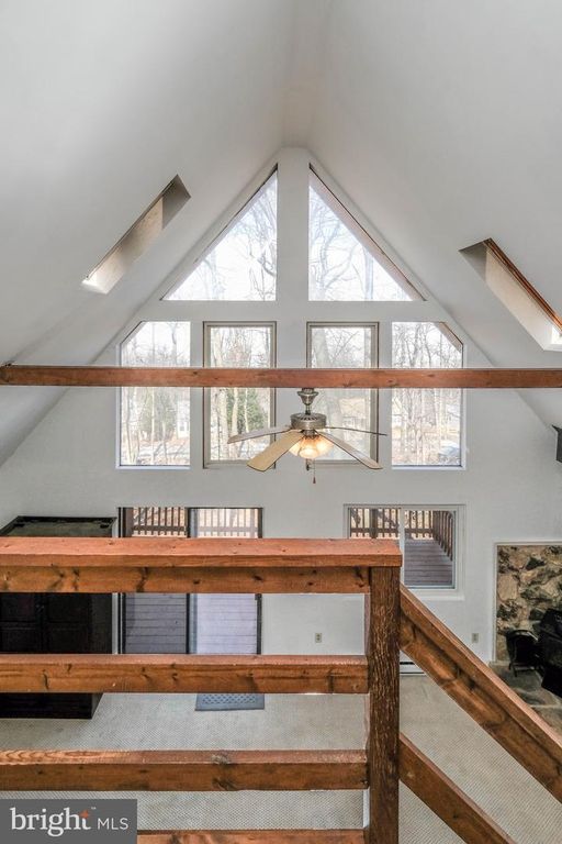 Image 36 of property listing at 59 ALPINE DR, Front Royal, VA 22630