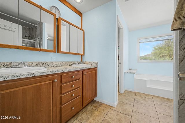 2576 W TEPEE Street, Apache Junction, AZ 85120