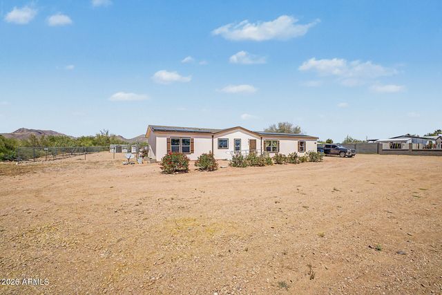 2576 W TEPEE Street, Apache Junction, AZ 85120
