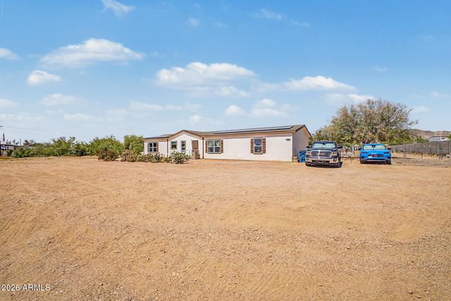 2576 W TEPEE Street, Apache Junction, AZ 85120