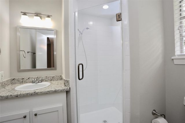 1135 Murrayhill Drive, Houston, TX 77043