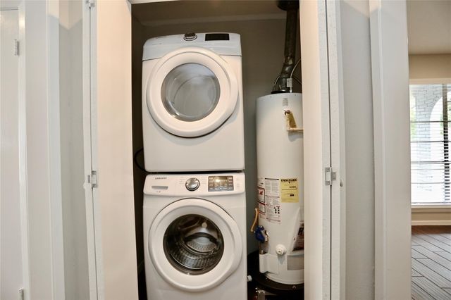 1135 Murrayhill Drive, Houston, TX 77043