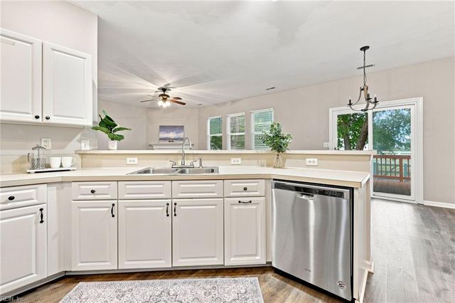 1901 Somersby LN, Virginia Beach, VA 23456