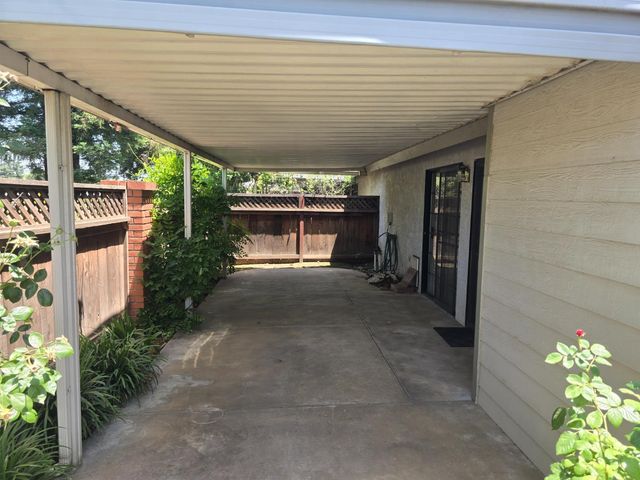 1229 W Bullard Avenue # 105, Fresno, CA 93711