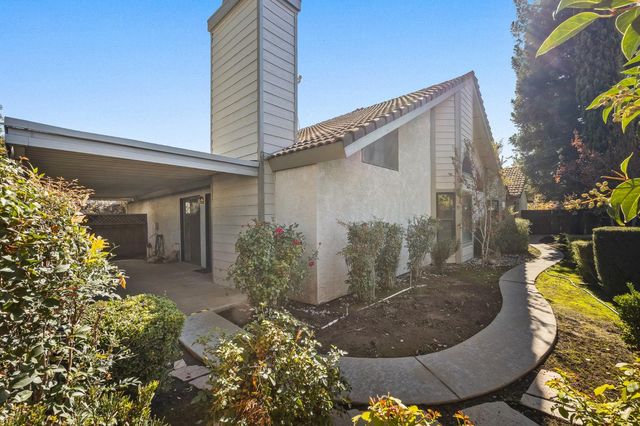 1229 W Bullard Avenue # 105, Fresno, CA 93711