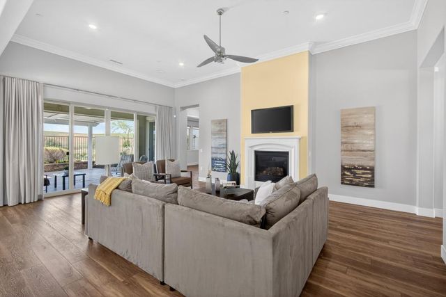 1069 Catalina Way, El Dorado Hills, CA 95762