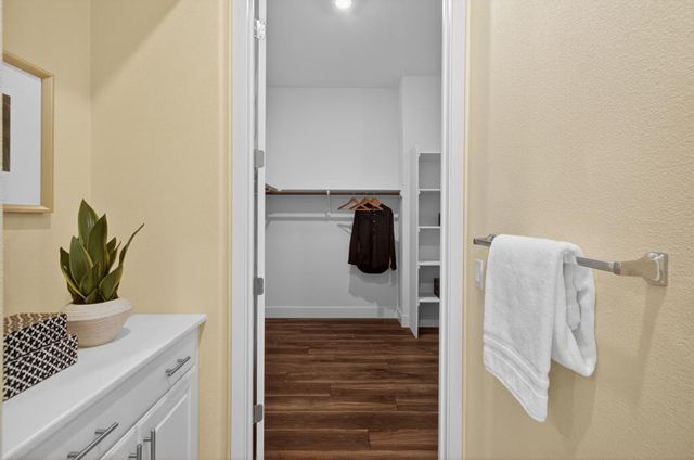 1069 Catalina Way, El Dorado Hills, CA 95762