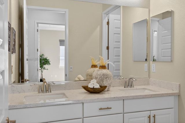 1069 Catalina Way, El Dorado Hills, CA 95762