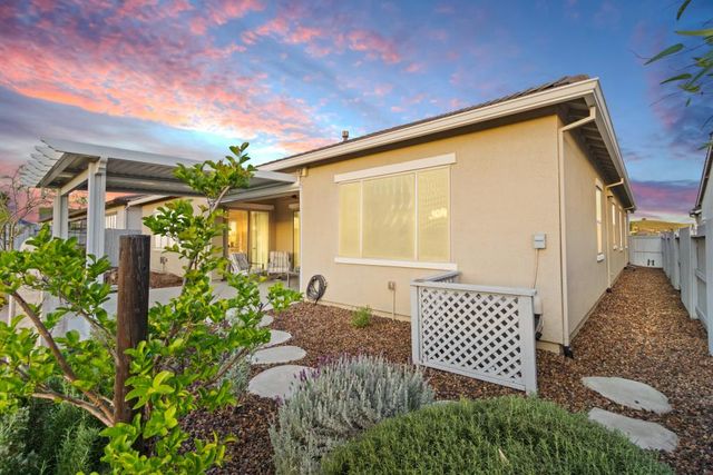 1069 Catalina Way, El Dorado Hills, CA 95762