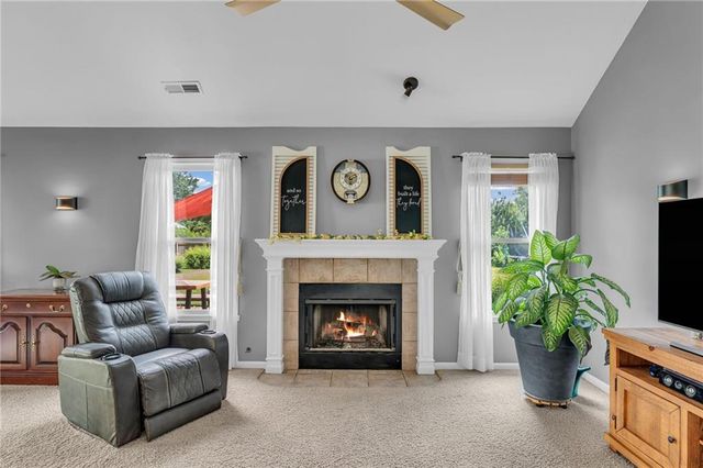 4213 Goldfield Street, Lawrence, KS 66049