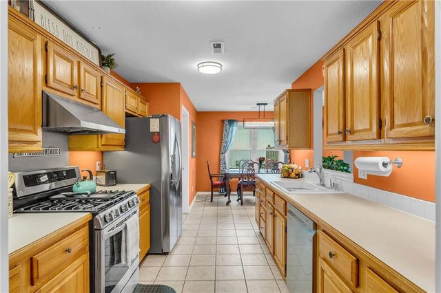 4213 Goldfield Street, Lawrence, KS 66049