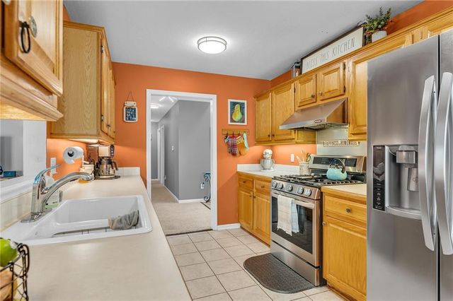 4213 Goldfield Street, Lawrence, KS 66049
