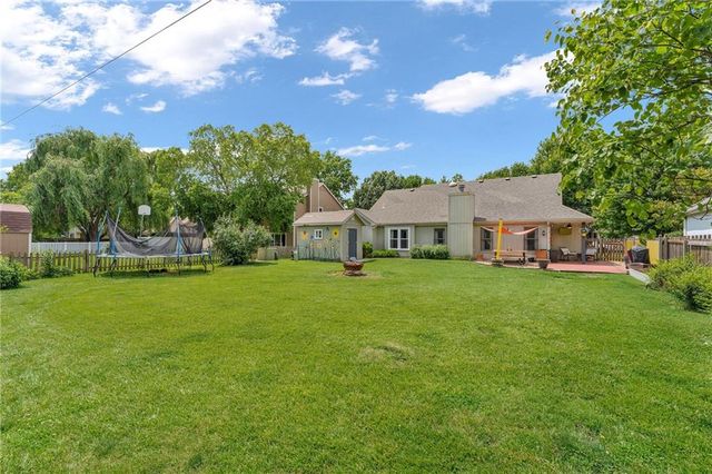 4213 Goldfield Street, Lawrence, KS 66049