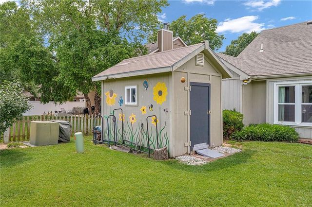 4213 Goldfield Street, Lawrence, KS 66049