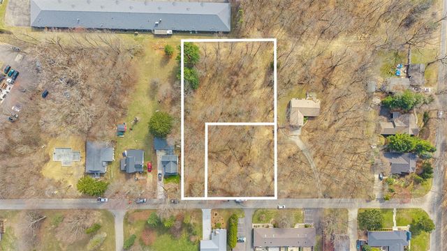 387 & 389 W Fremont Street, Douglas, MI 49406