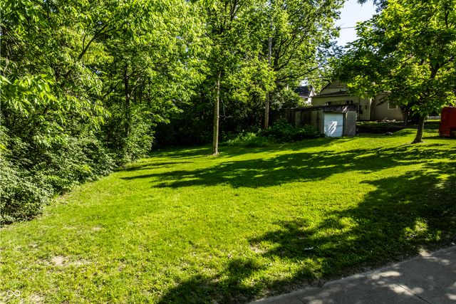 1526 E 12th Street, Indianapolis, IN 46201