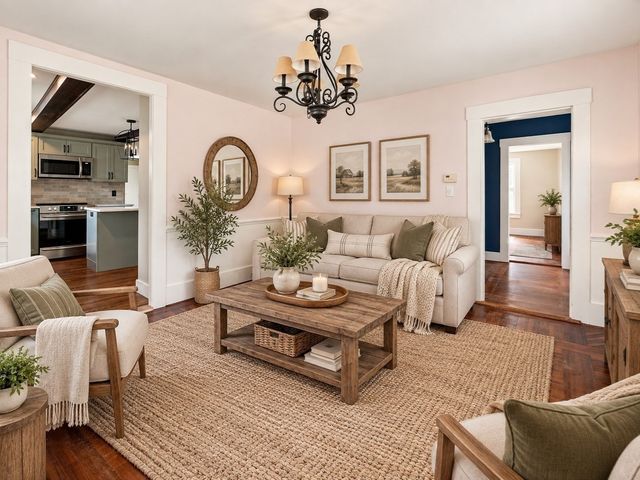 55 South Main St, Belchertown, MA 01007