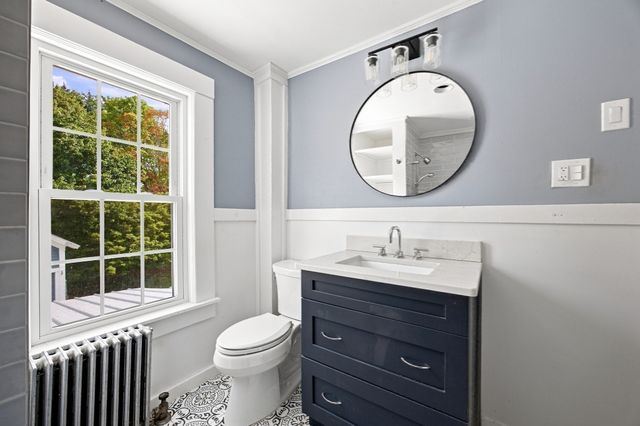 55 South Main St, Belchertown, MA 01007