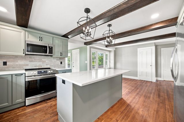 55 South Main St, Belchertown, MA 01007