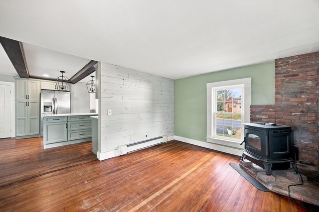 55 South Main St, Belchertown, MA 01007