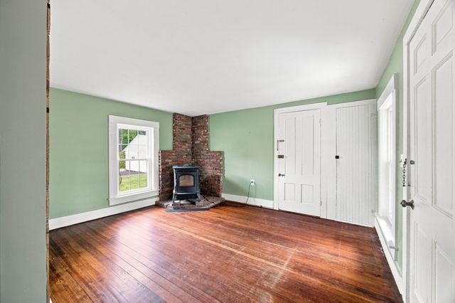 55 South Main St, Belchertown, MA 01007