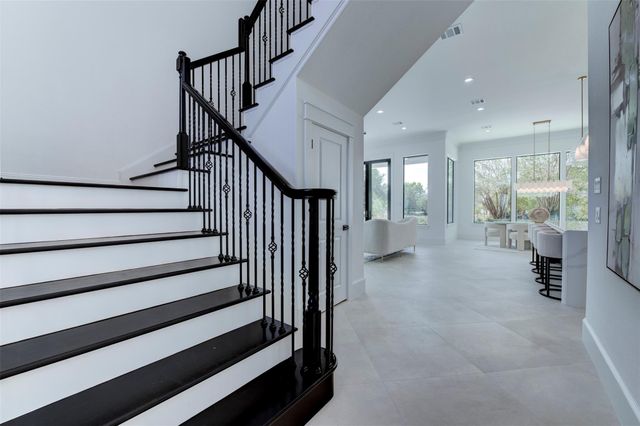 91 Lake Sterling Gate Drive, Spring, TX 77379