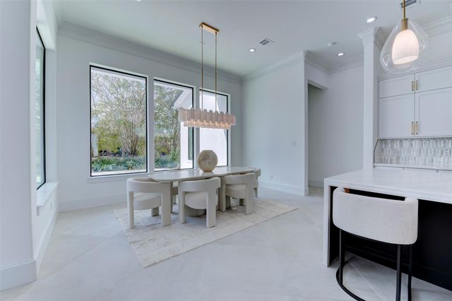 91 Lake Sterling Gate Drive, Spring, TX 77379