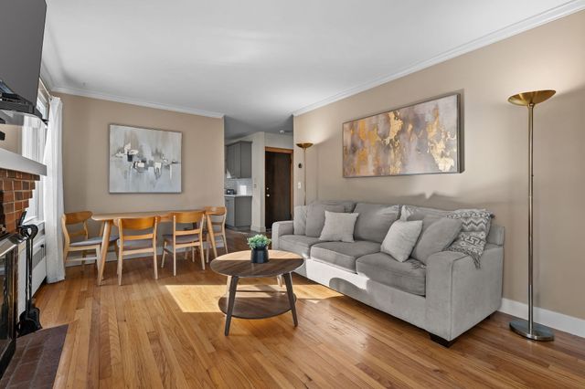 19 Autumn Circle, Canton, MA 02021