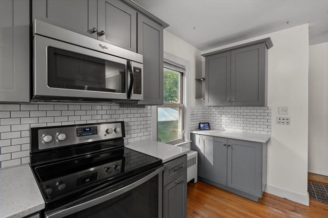 19 Autumn Circle, Canton, MA 02021