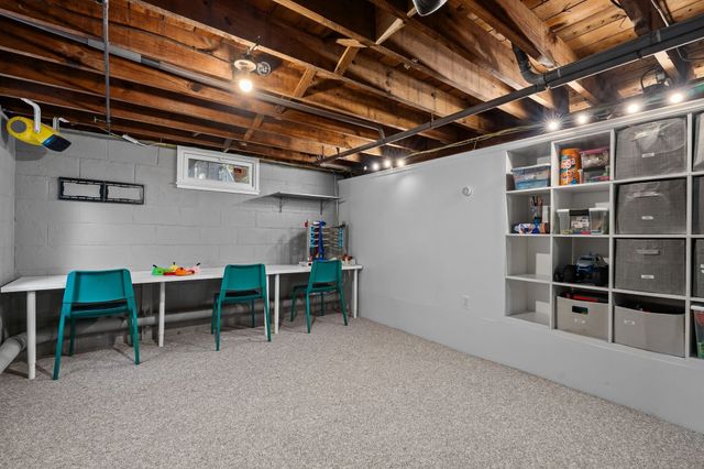 19 Autumn Circle, Canton, MA 02021