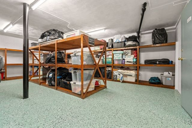 50 Green Street 401, Brookline, MA 02446