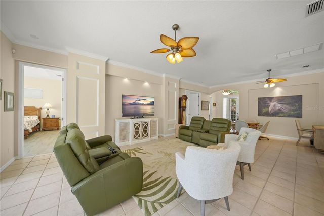 6923 LENNOX PLACE, University Park, FL 34201