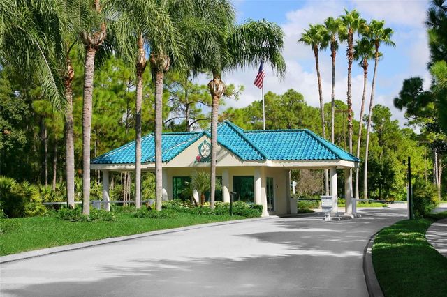 6923 LENNOX PLACE, University Park, FL 34201