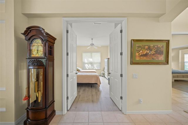 6923 LENNOX PLACE, University Park, FL 34201